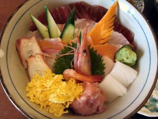 海鮮丼